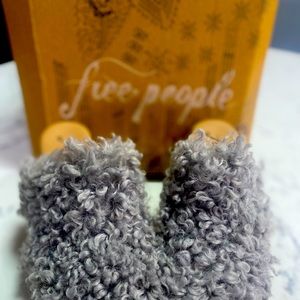 FREE PEOPLE 'Cabin Fever' Gray Faux Fur Wood Heel Mule Clogs  EUR 38 | US 7